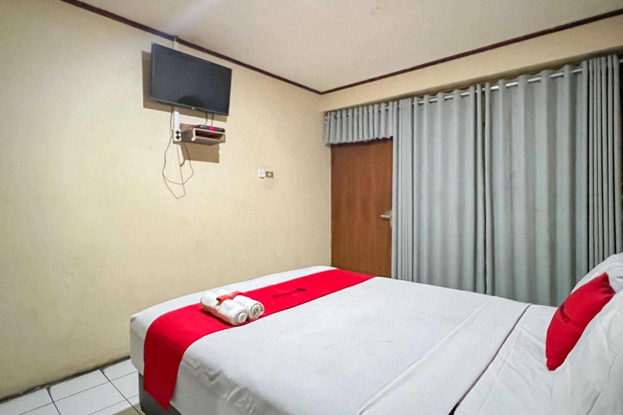 Reddoorz Near Sukabumi Station 2 Exterior foto